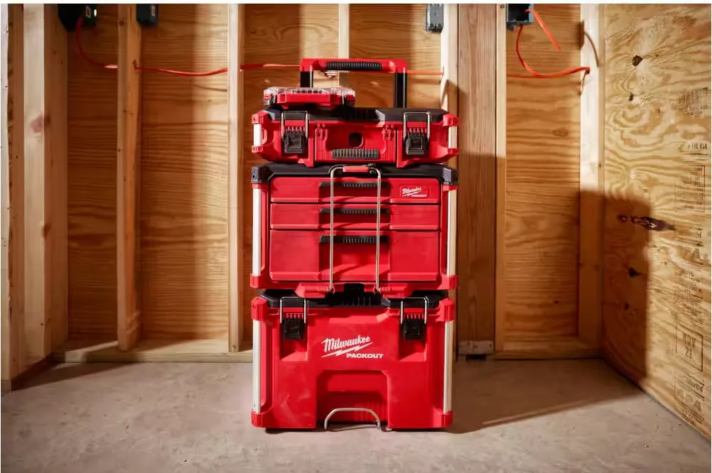 48-22-8447 Milwaukee PACKOUT 3-Drawer Tool Box w/Metal Corners