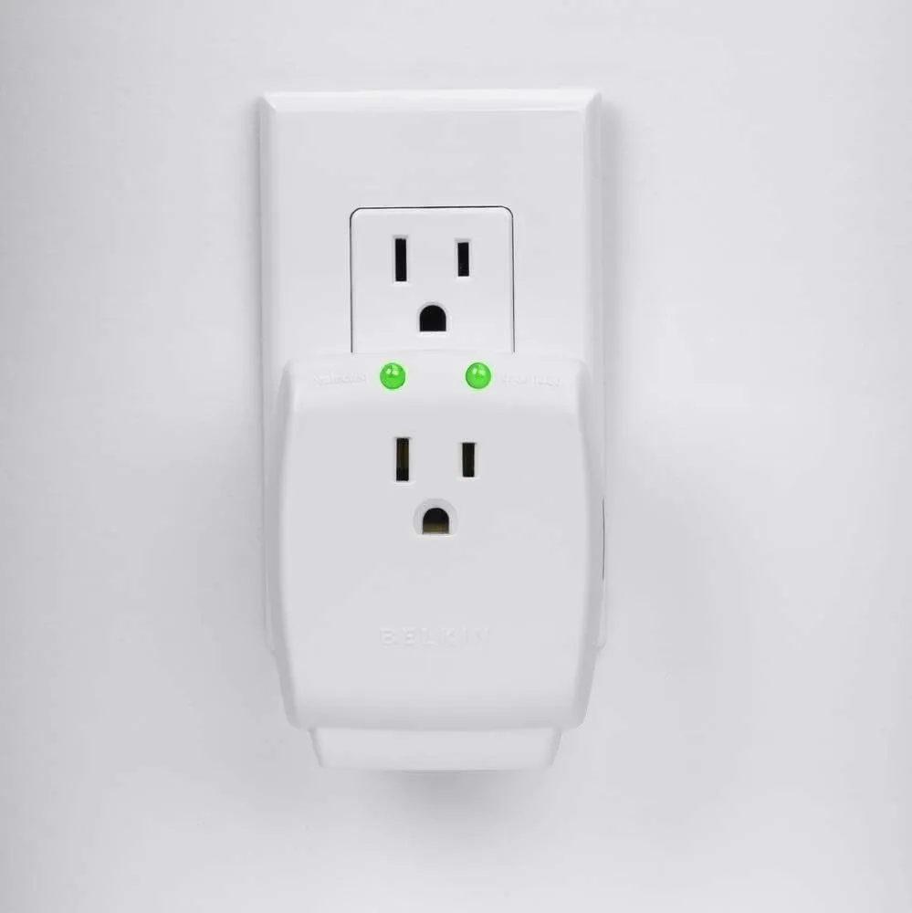 Belkin 1-Outlet Surgecube Portable Wall Tap with Ground & Protected Light Indicators - for Home, Office, Travel