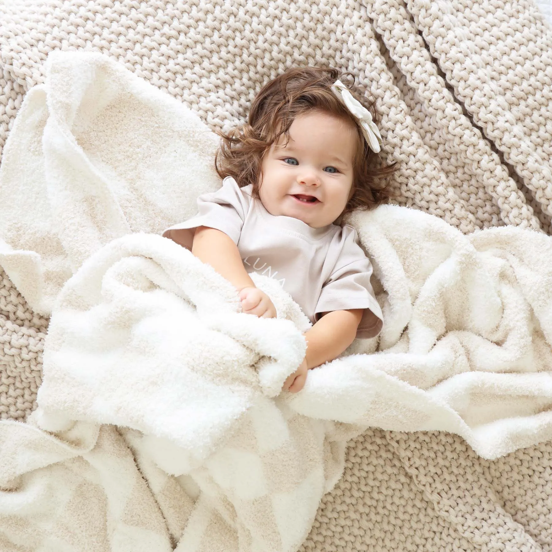 CuddleLane Luxe Blankets | Check